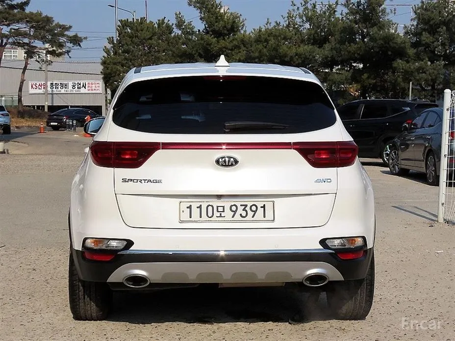 Фото 4 - Kia Sportage