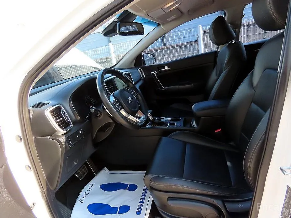 Фото 5 - Kia Sportage