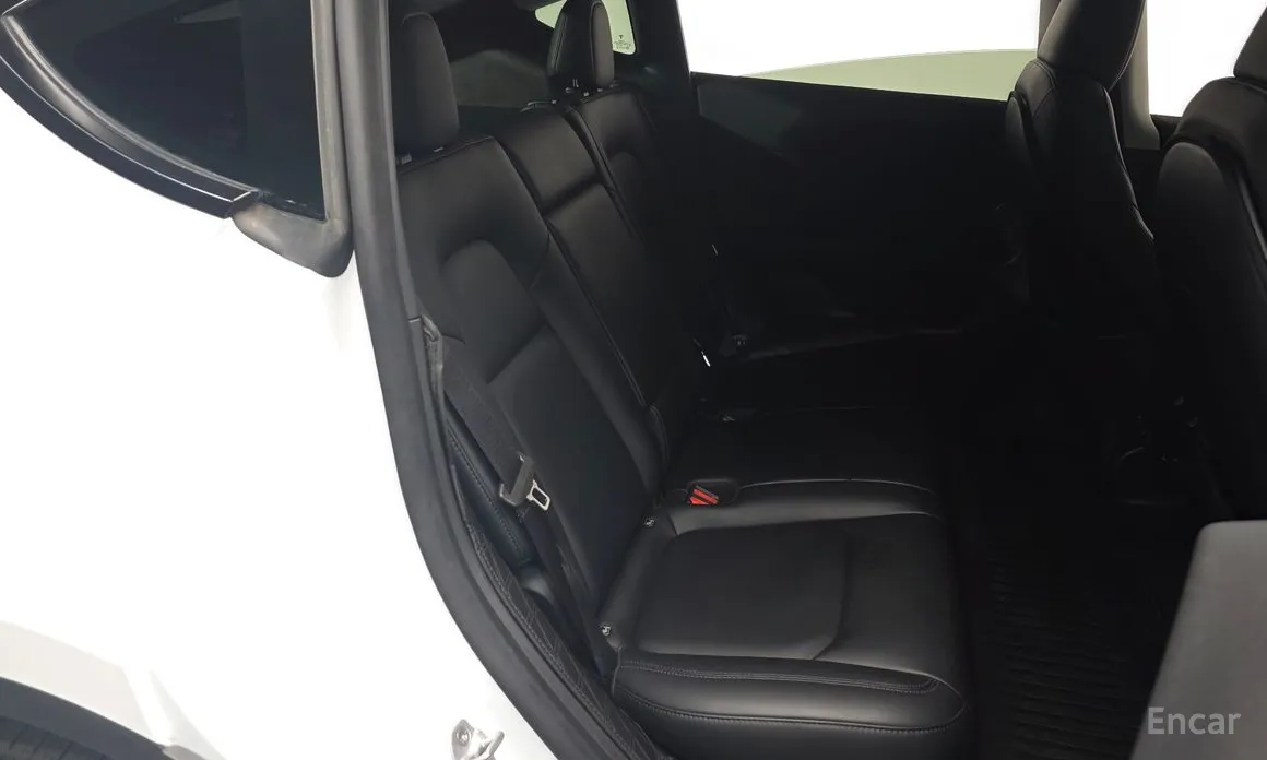 Фото 11 - Tesla Model Y