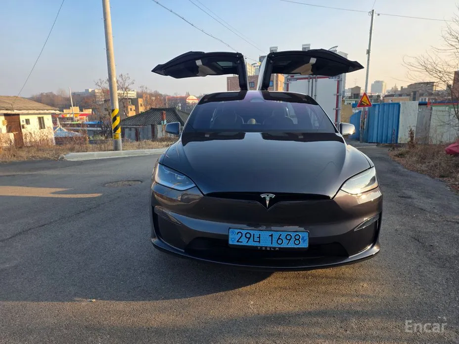 Фото 3 - Tesla Model X