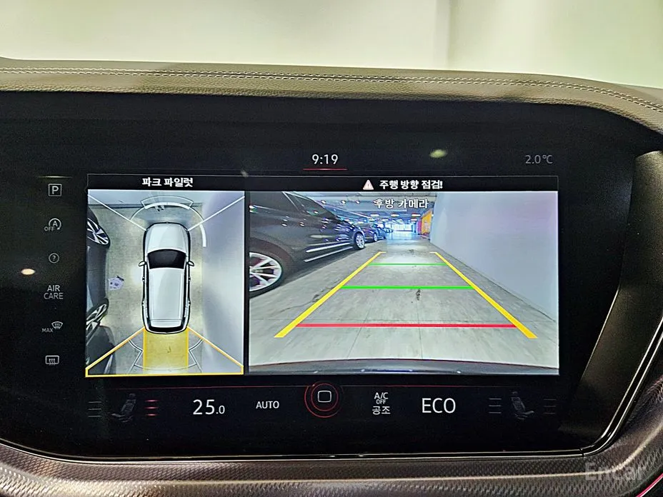 Фото 13 - Volkswagen Touareg