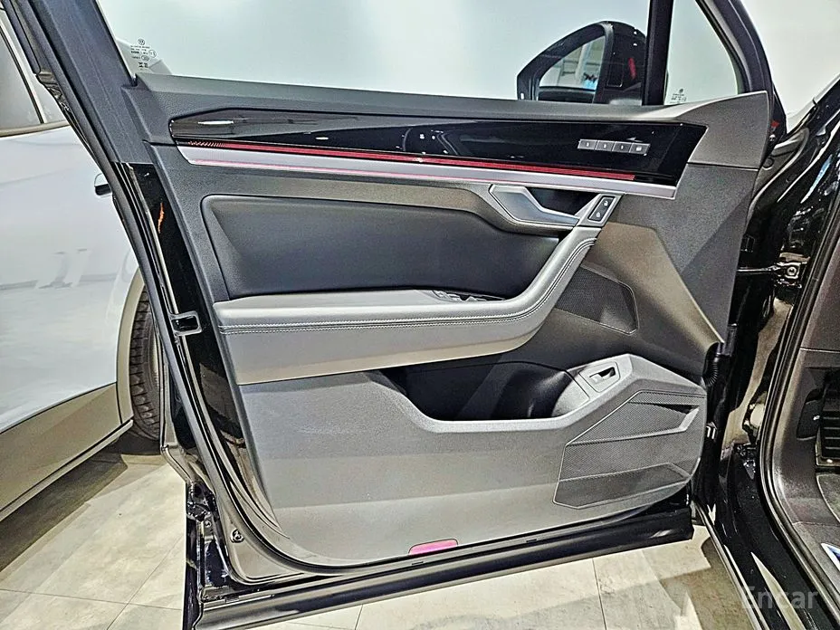 Фото 18 - Volkswagen Touareg