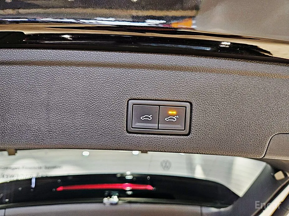 Фото 19 - Volkswagen Touareg