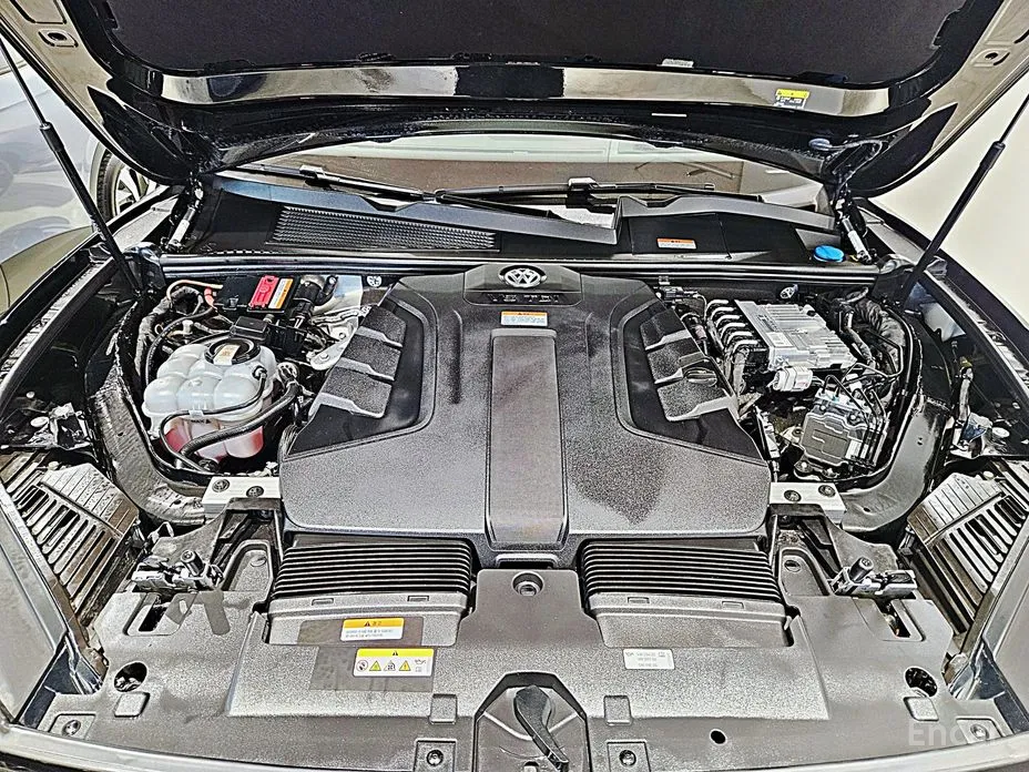 Фото 6 - Volkswagen Touareg