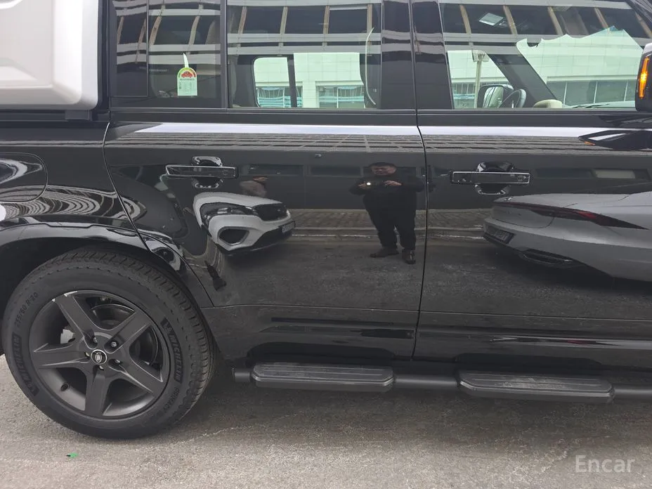 Фото 13 - Land Rover Defender