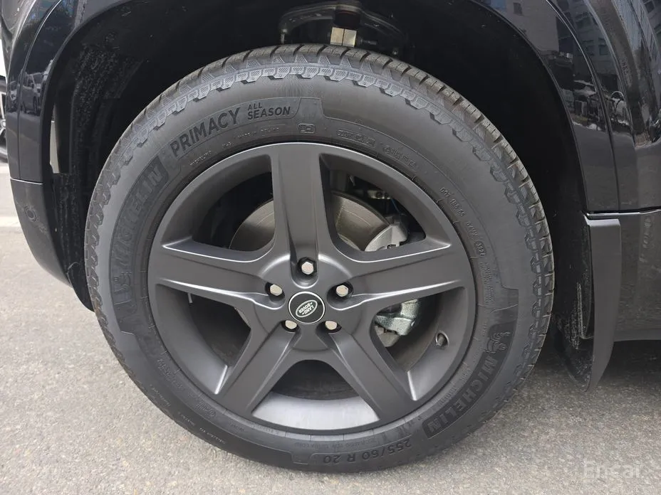 Фото 3 - Land Rover Defender