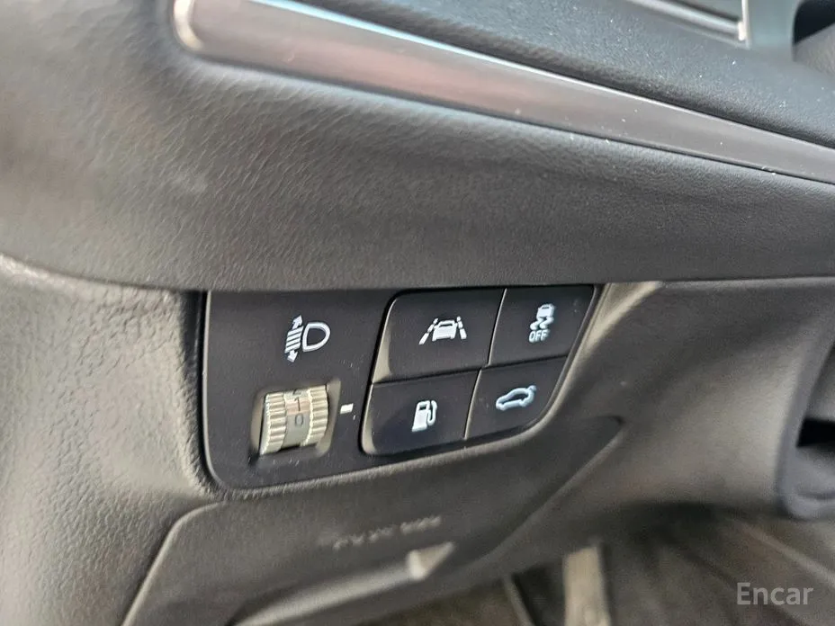 Фото 15 - Hyundai Grandeur