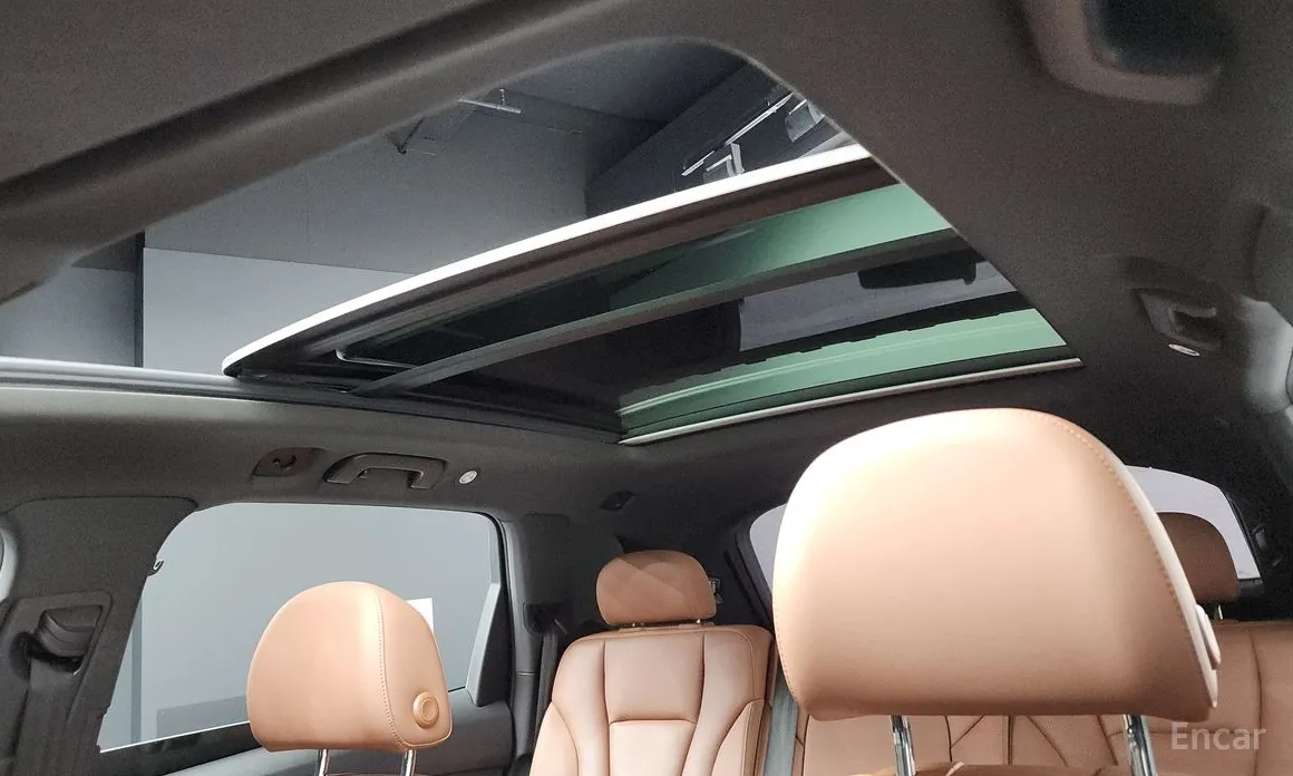 Фото 17 - Audi Q7