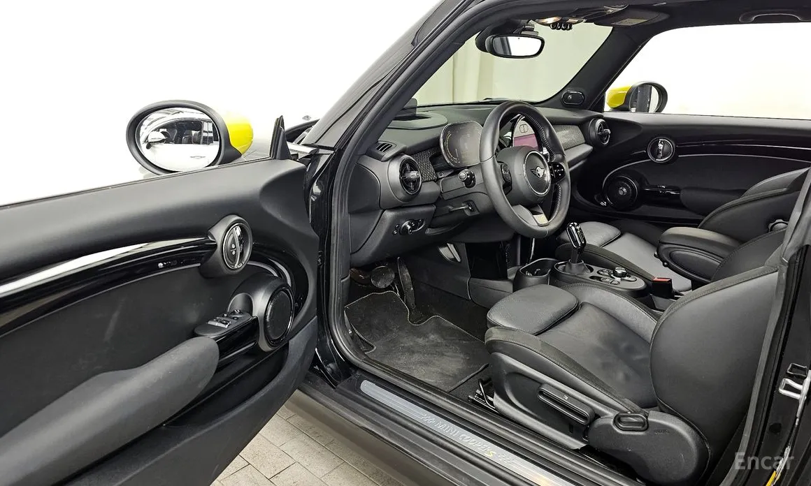 Фото 10 - Mini Cooper