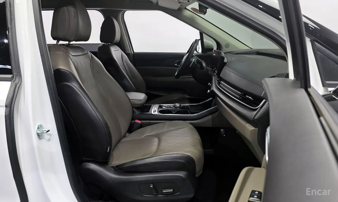 Фото 11 - Kia Carnival