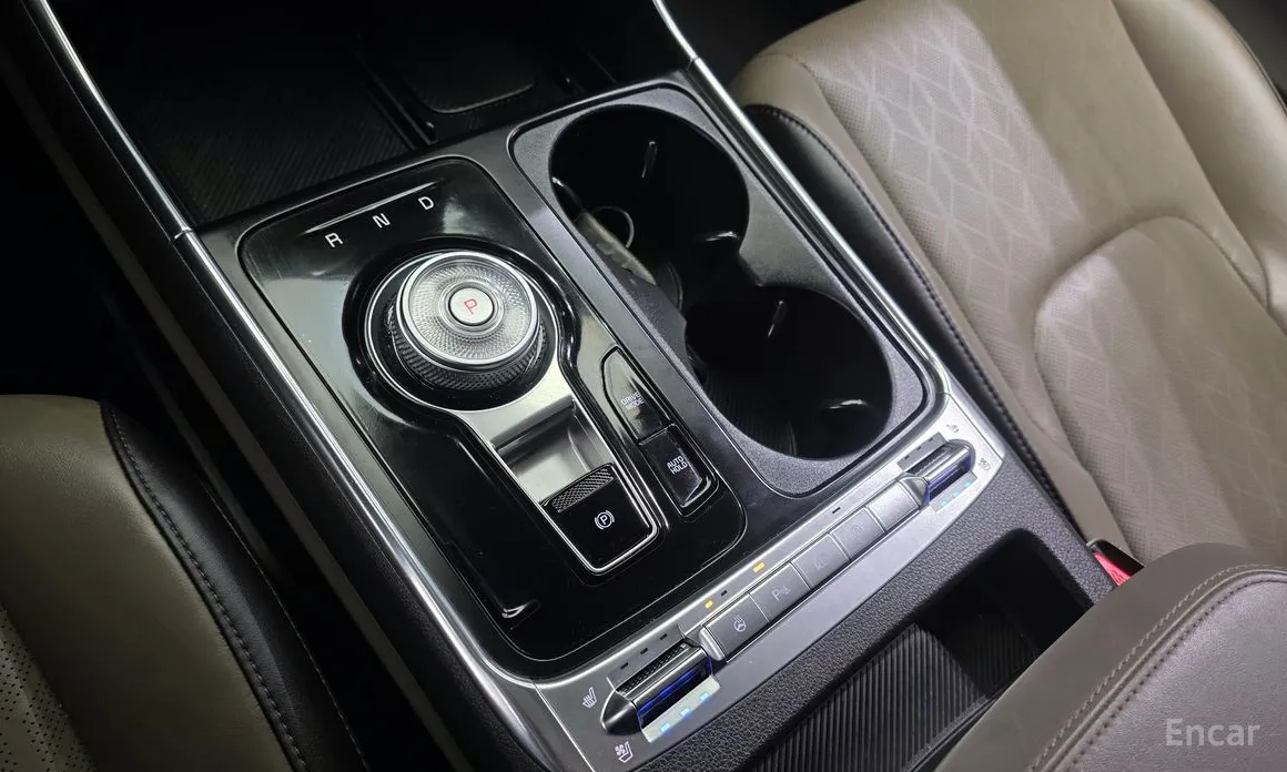 Фото 9 - Kia Carnival