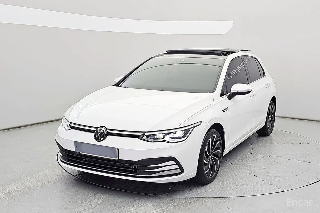 Фото 1 - Volkswagen Golf