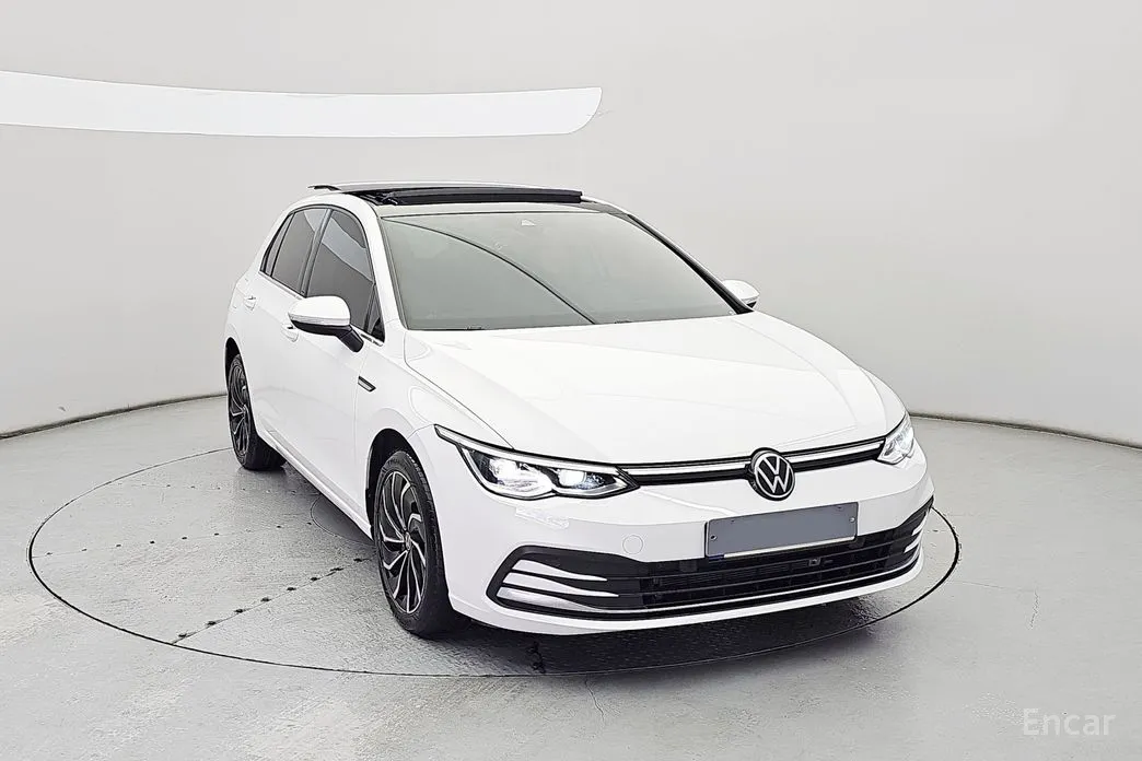 Фото 3 - Volkswagen Golf