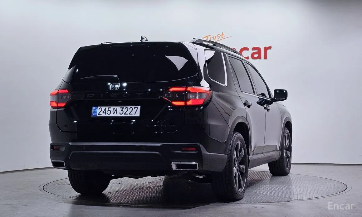 Фото 2 - Honda Pilot