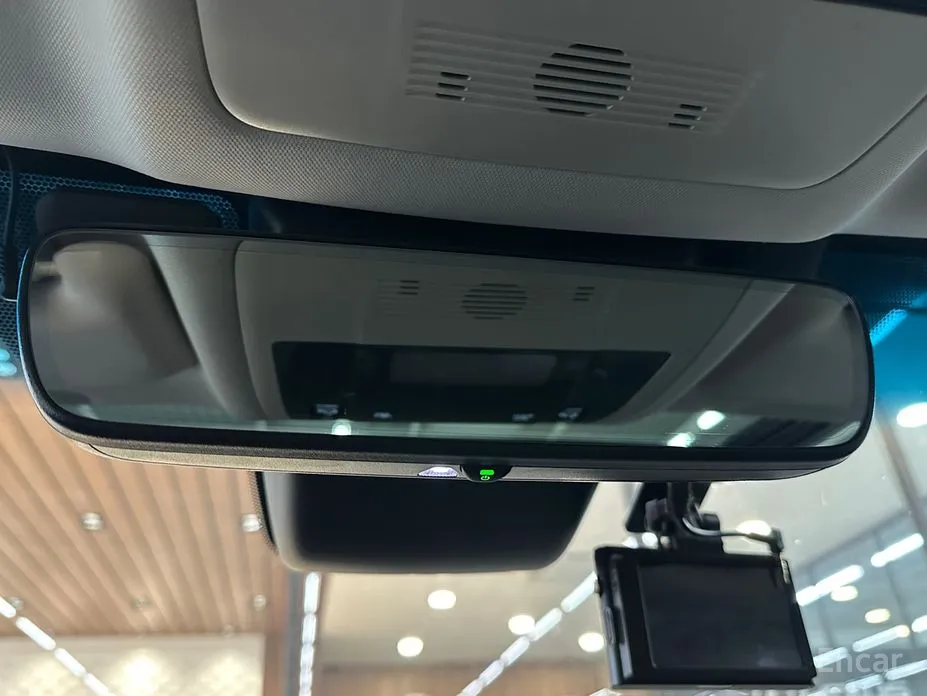 Фото 10 - Lexus ES