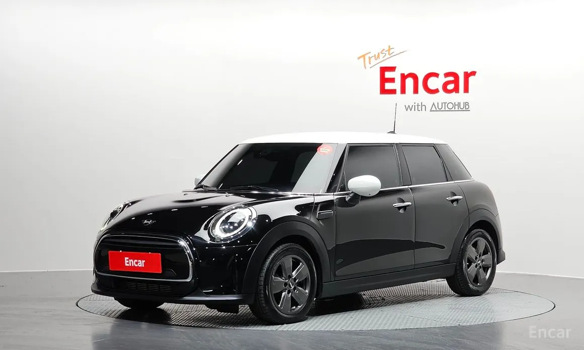 Фото 1 - Mini Cooper