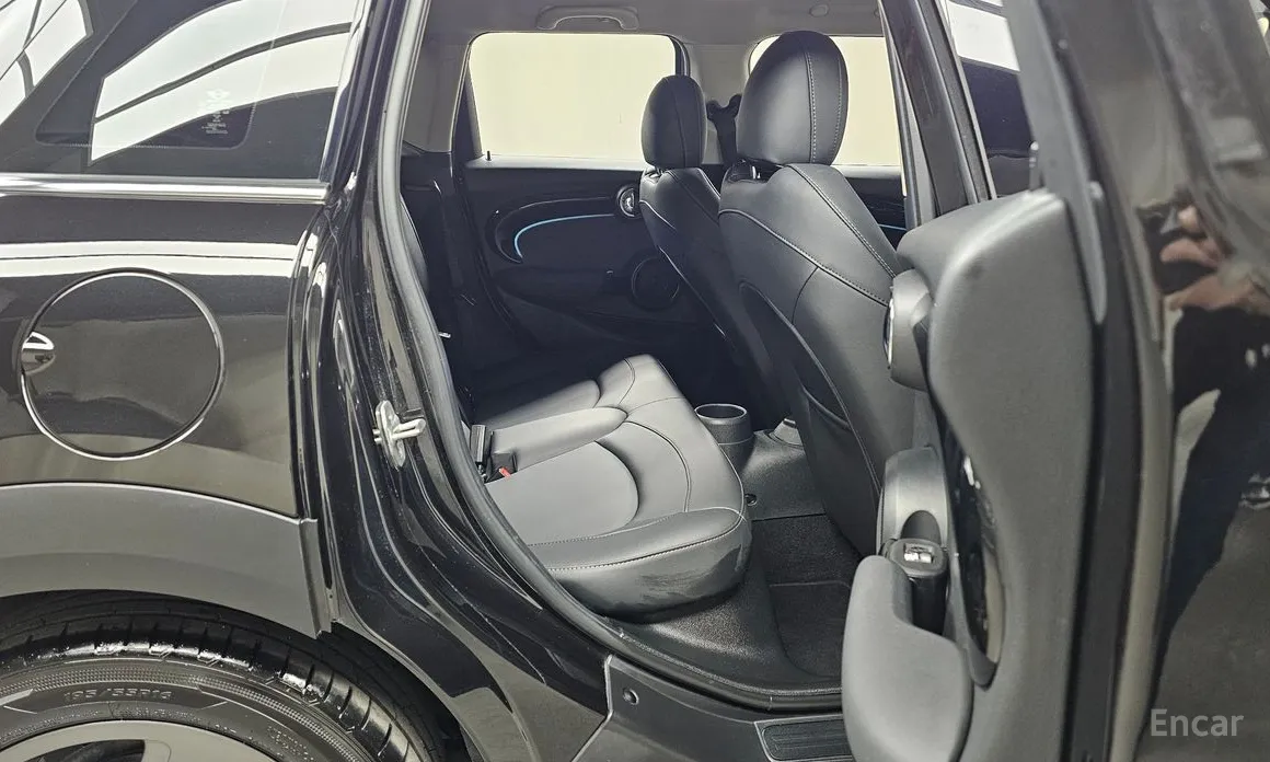 Фото 12 - Mini Cooper