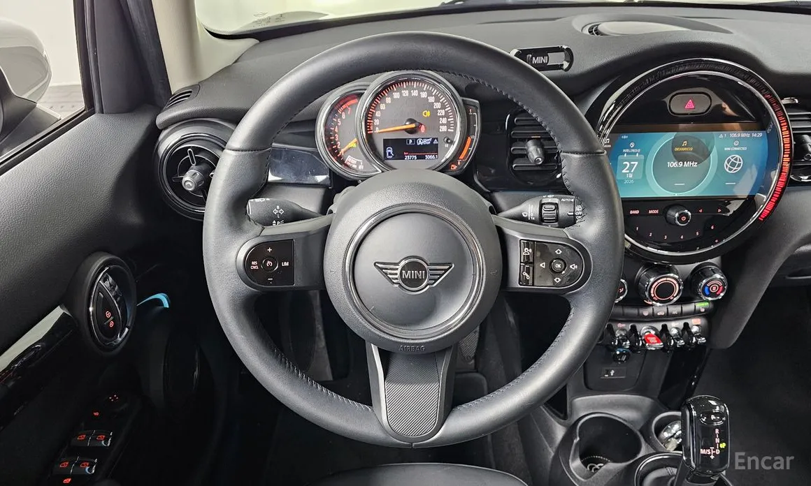 Фото 13 - Mini Cooper