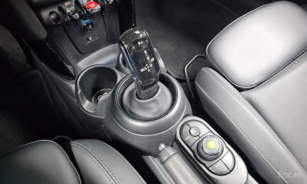 Фото 9 - Mini Cooper