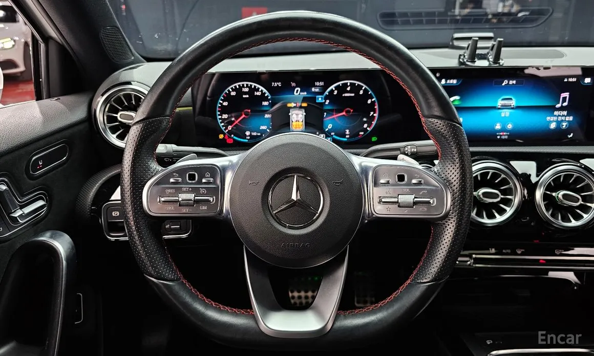 Фото 13 - Mercedes-Benz A-Class