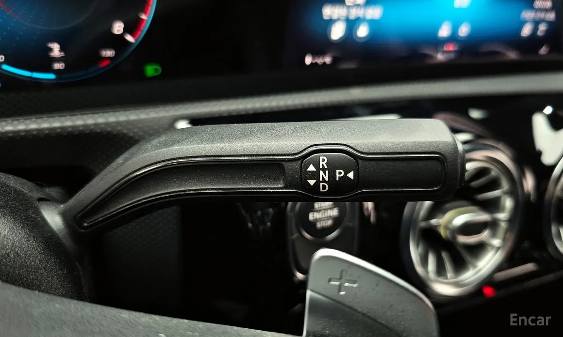 Фото 9 - Mercedes-Benz A-Class