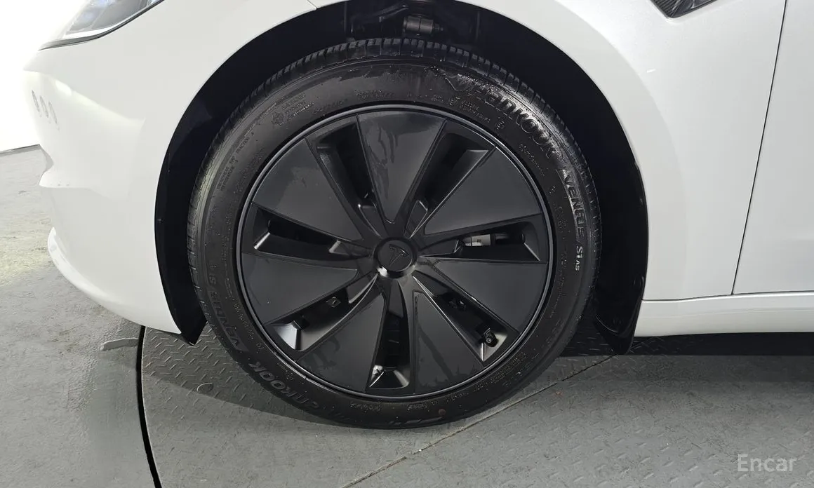 Фото 5 - Tesla Model 3