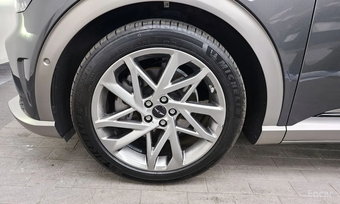 Фото 5 - Genesis GV60