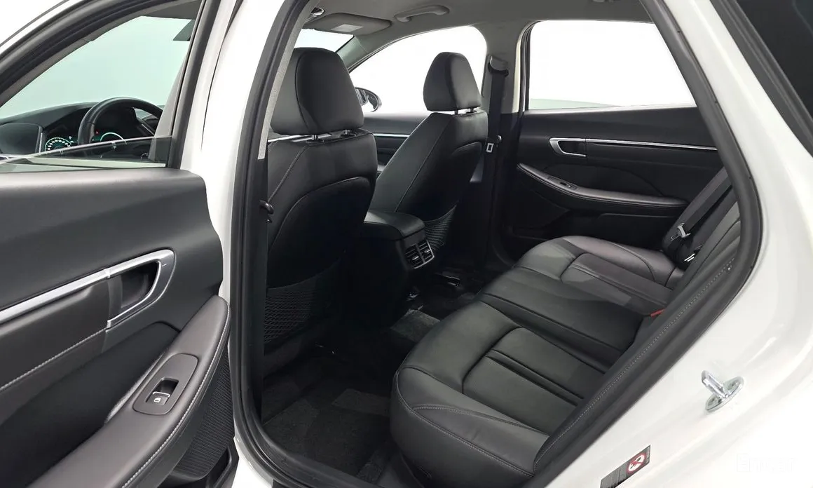 Фото 12 - Hyundai Sonata