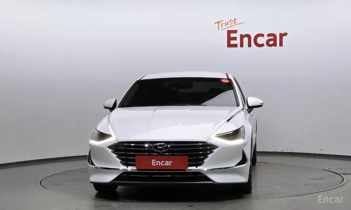 Фото 3 - Hyundai Sonata