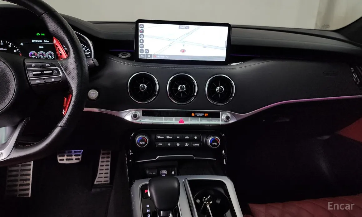 Фото 14 - Kia Stinger