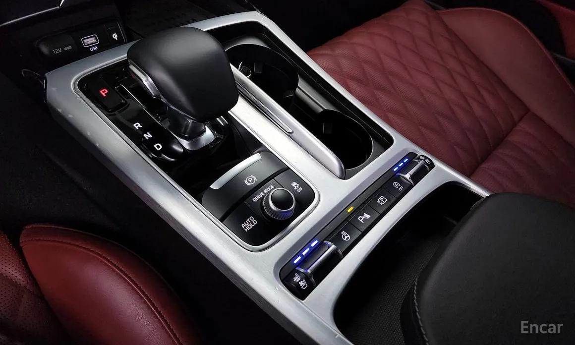 Фото 9 - Kia Stinger