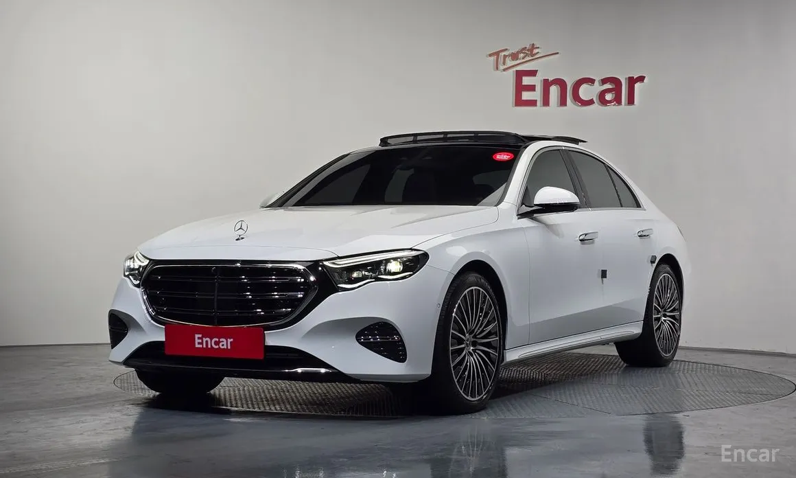 Фото 1 - Mercedes-Benz E-Class