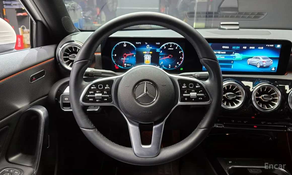 Фото 13 - Mercedes-Benz A-Class