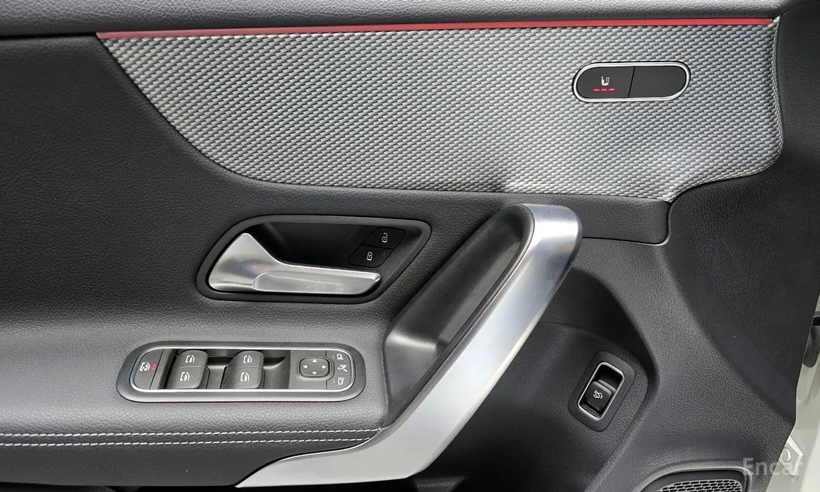 Фото 16 - Mercedes-Benz A-Class