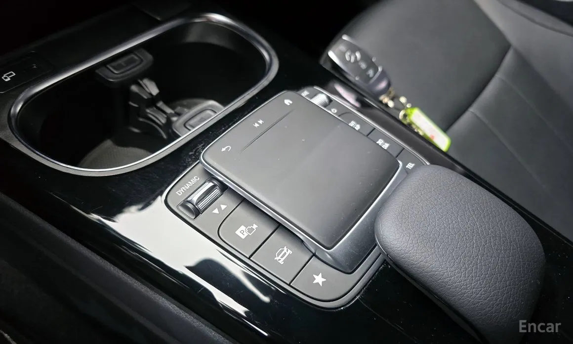 Фото 18 - Mercedes-Benz A-Class