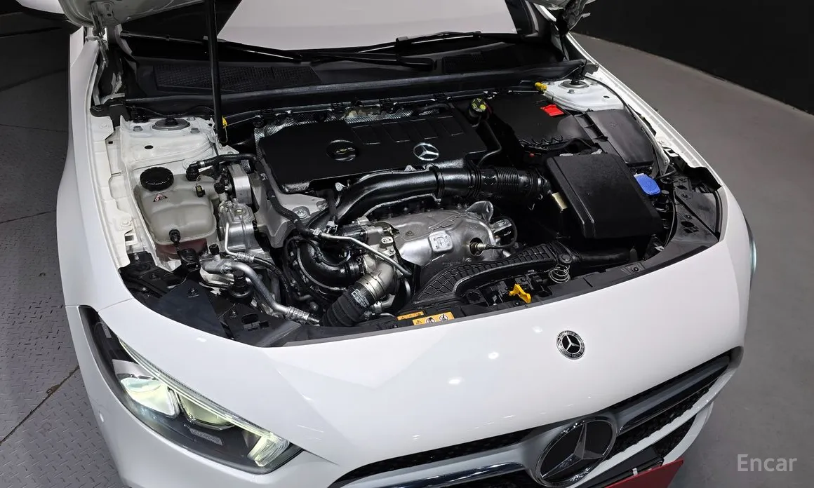 Фото 6 - Mercedes-Benz A-Class