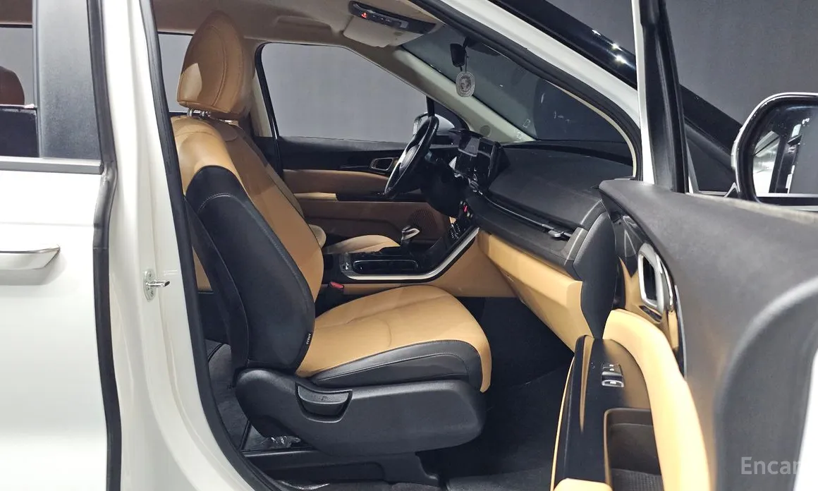 Фото 11 - Kia Carnival