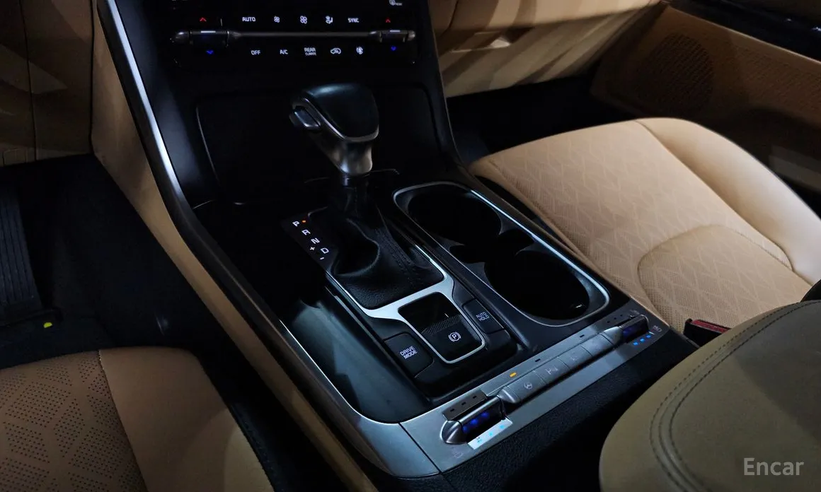 Фото 9 - Kia Carnival