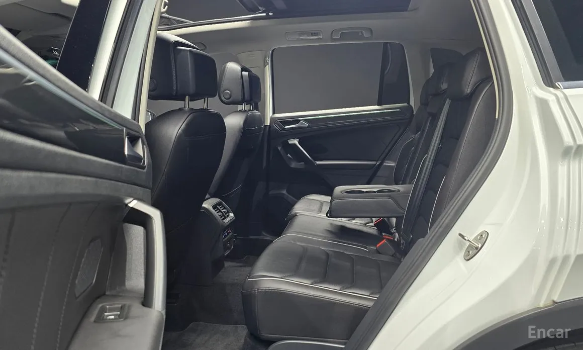 Фото 12 - Volkswagen Tiguan