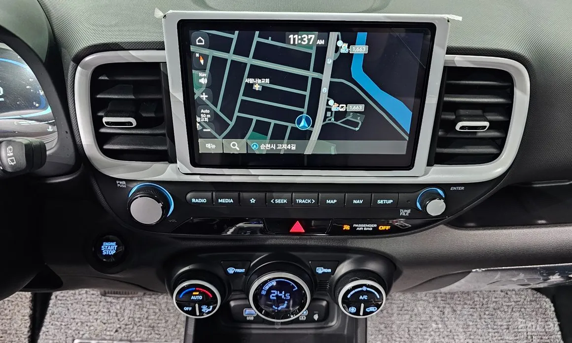 Фото 14 - Hyundai Venue