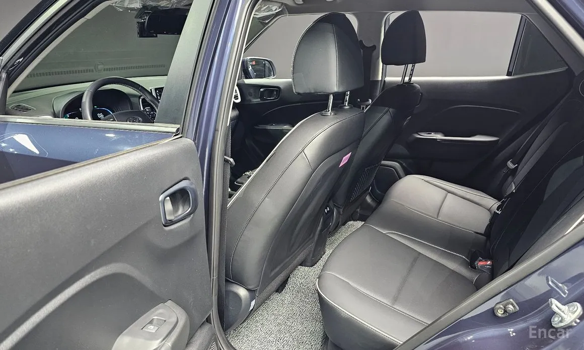 Фото 18 - Hyundai Venue