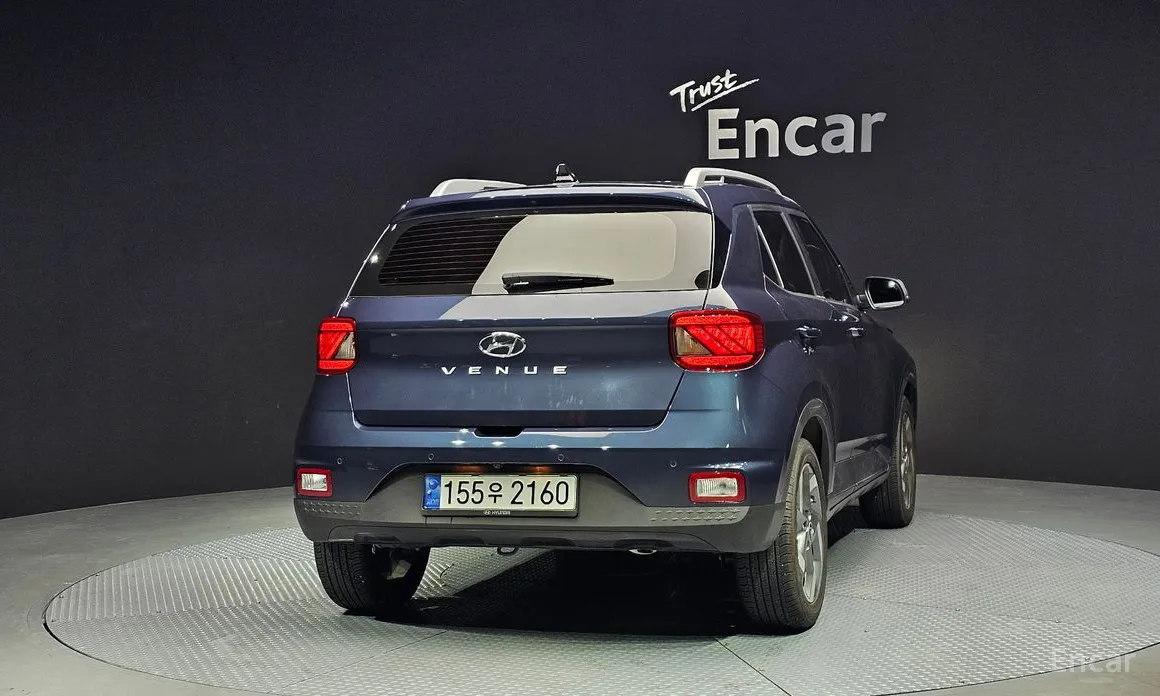 Фото 4 - Hyundai Venue