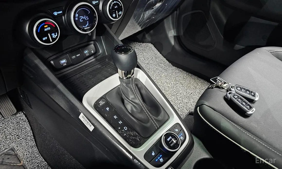 Фото 9 - Hyundai Venue