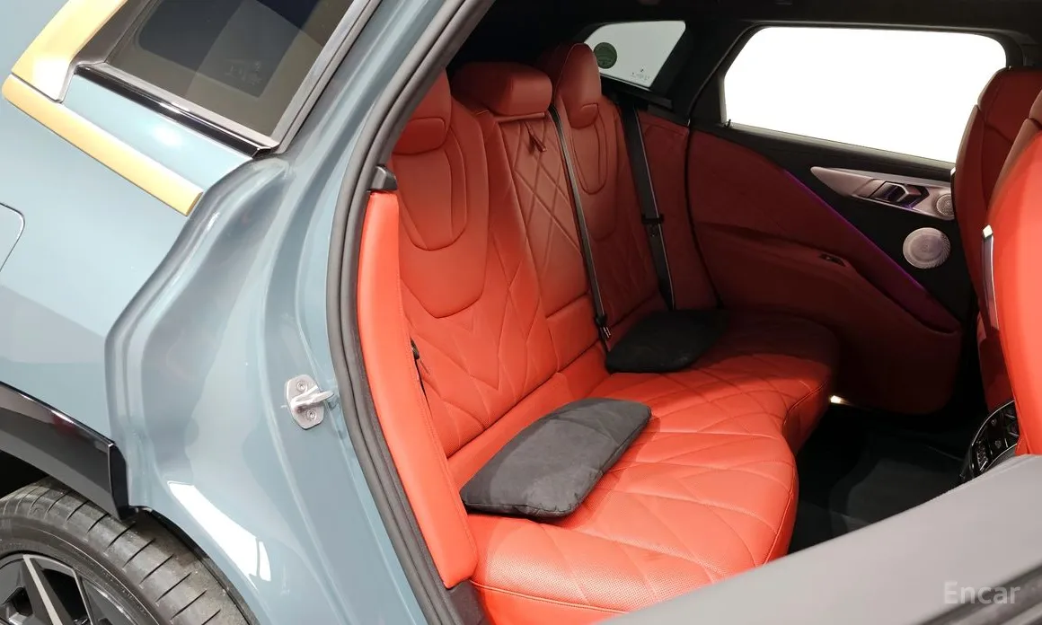 Фото 12 - BMW XM