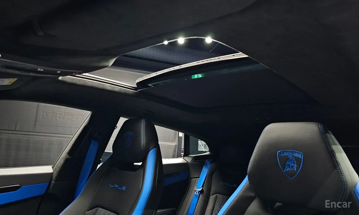 Фото 17 - Lamborghini Urus