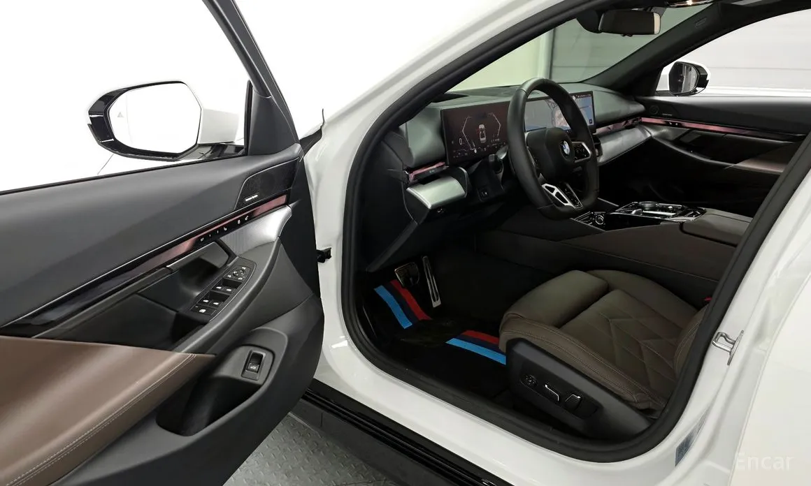 Фото 10 - BMW 5 Series