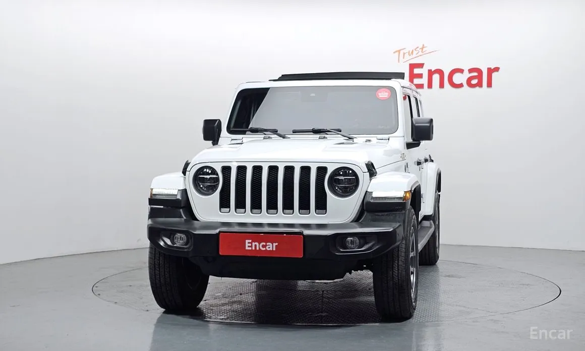 Фото 3 - Jeep Wrangler