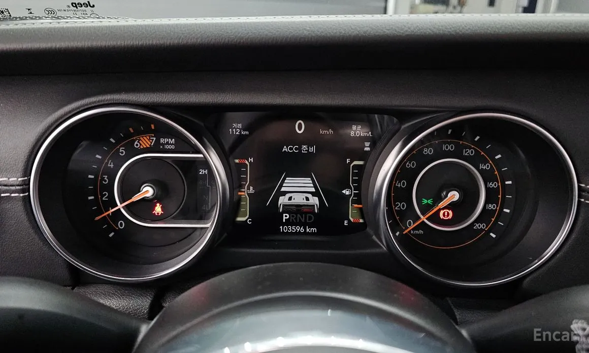 Фото 8 - Jeep Wrangler