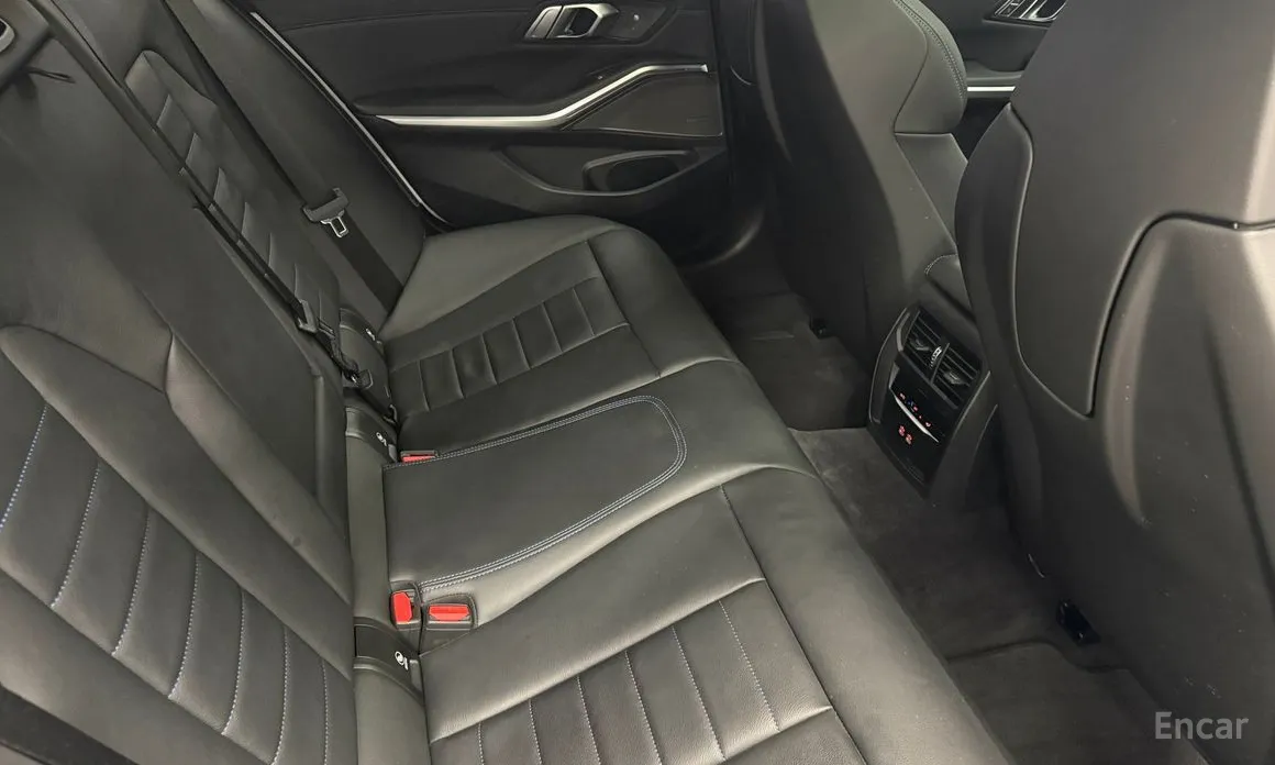 Фото 10 - BMW 3 Series