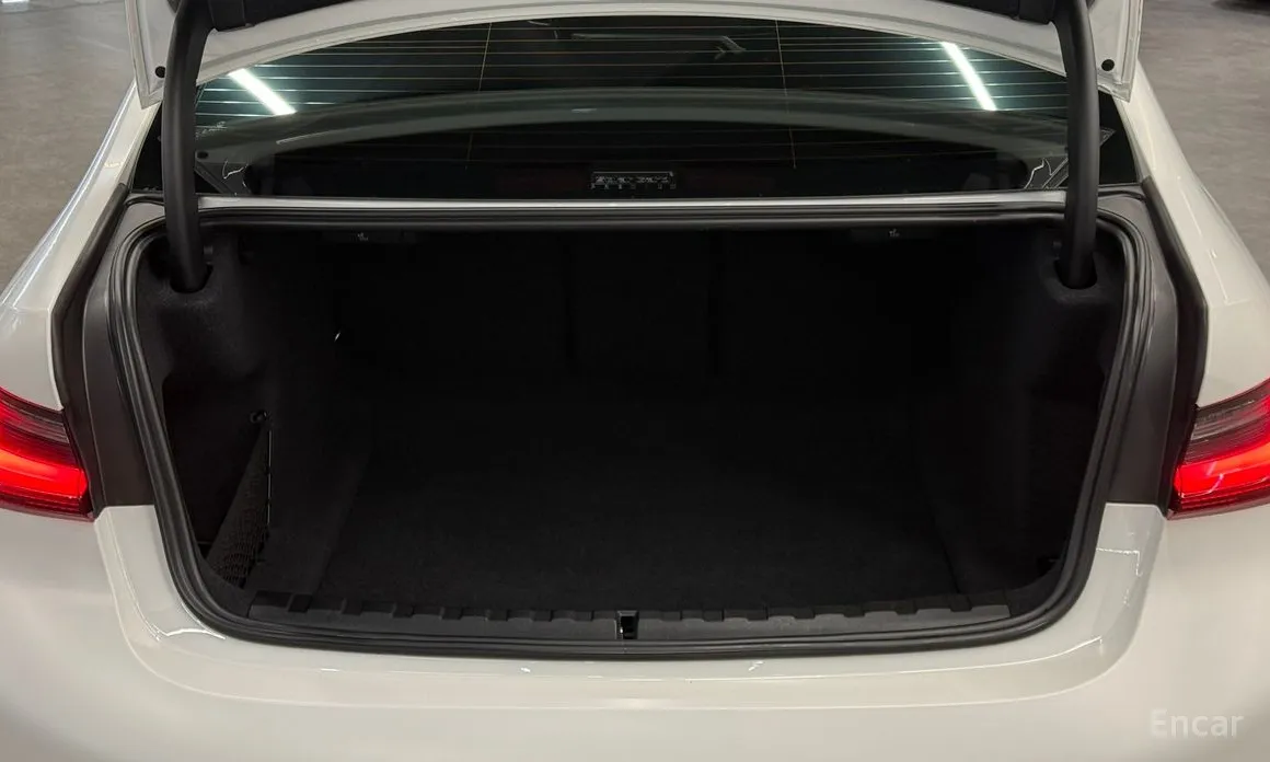 Фото 11 - BMW 3 Series